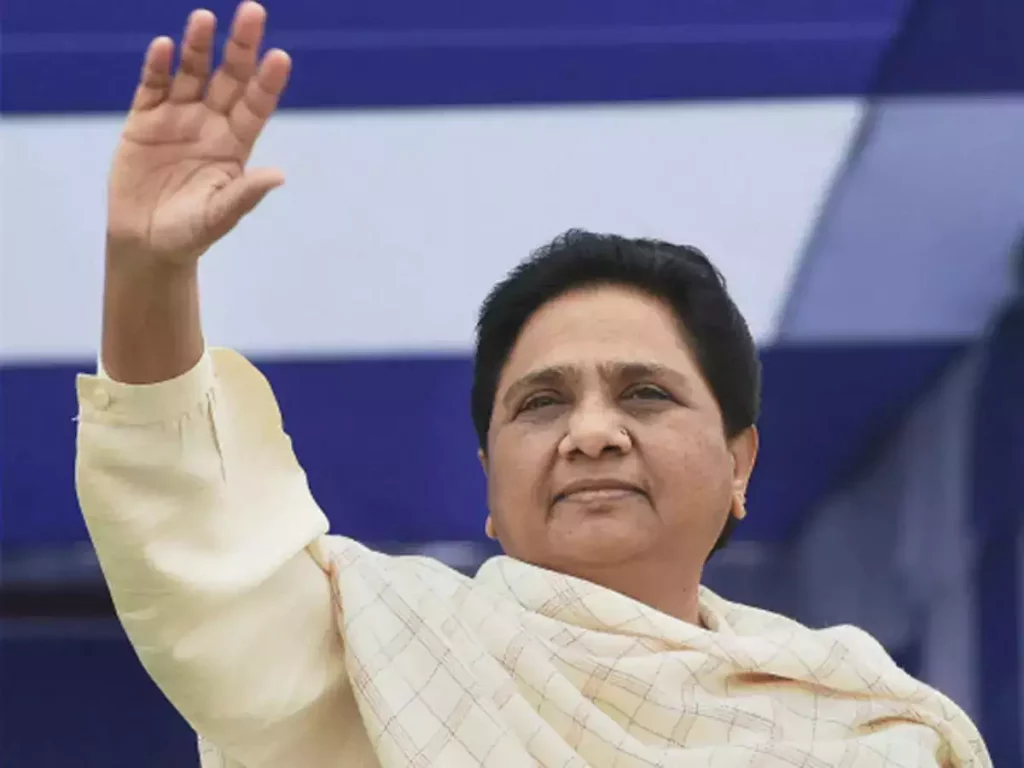 Mayawati appoints her nephew as BSP's national coordinator along with 3 other chief coordinators in UP