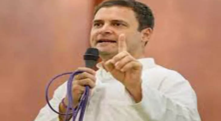 Govt fears truth: Rahul on attack on journalists