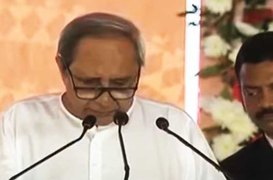 CM Felicitates DHH Rayagada for being Rank One