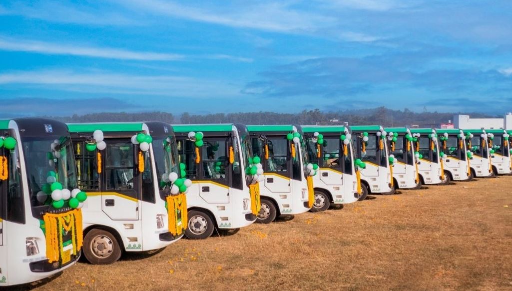 CM Launches Lakshmi Bus Service in 5 More Districts
