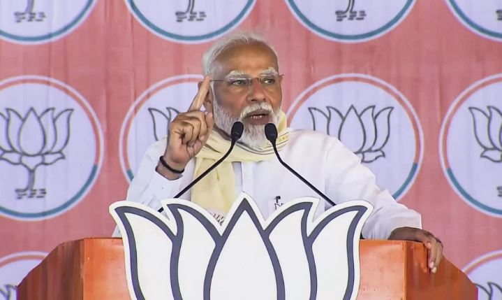 Now country 'aatank' struggling for 'aata': PM