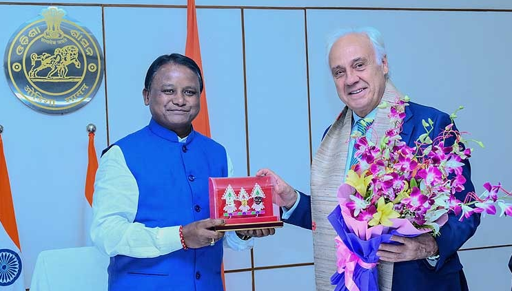 Spain Ambassador Meets CM Majhi, Discusses Strategic Cooperation