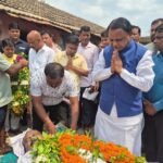 Chief Minister attends his elder brother’s last rites